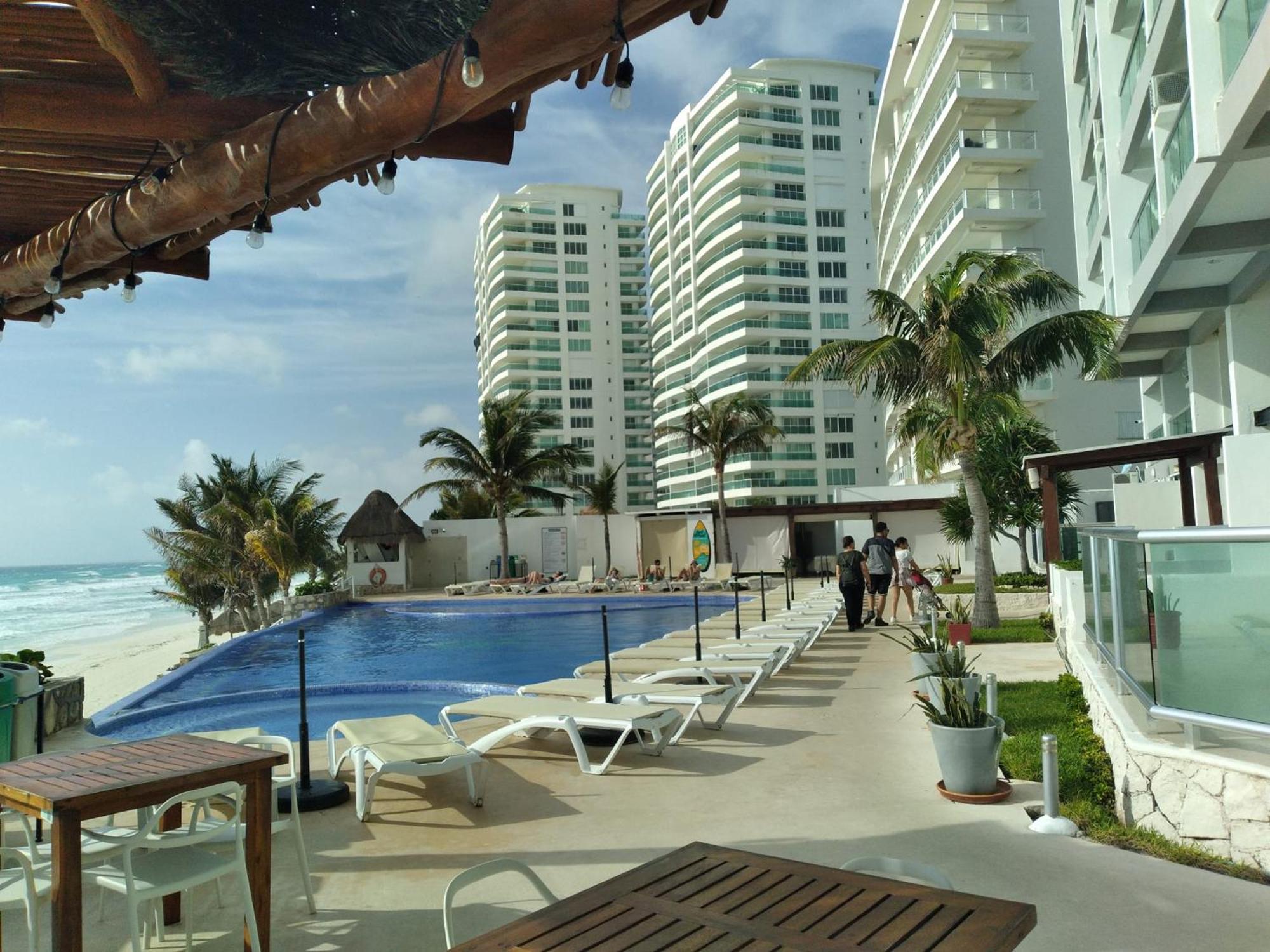 1 Bedroom Seaview Condo In Ocean Dream Resort Cancun Exterior photo